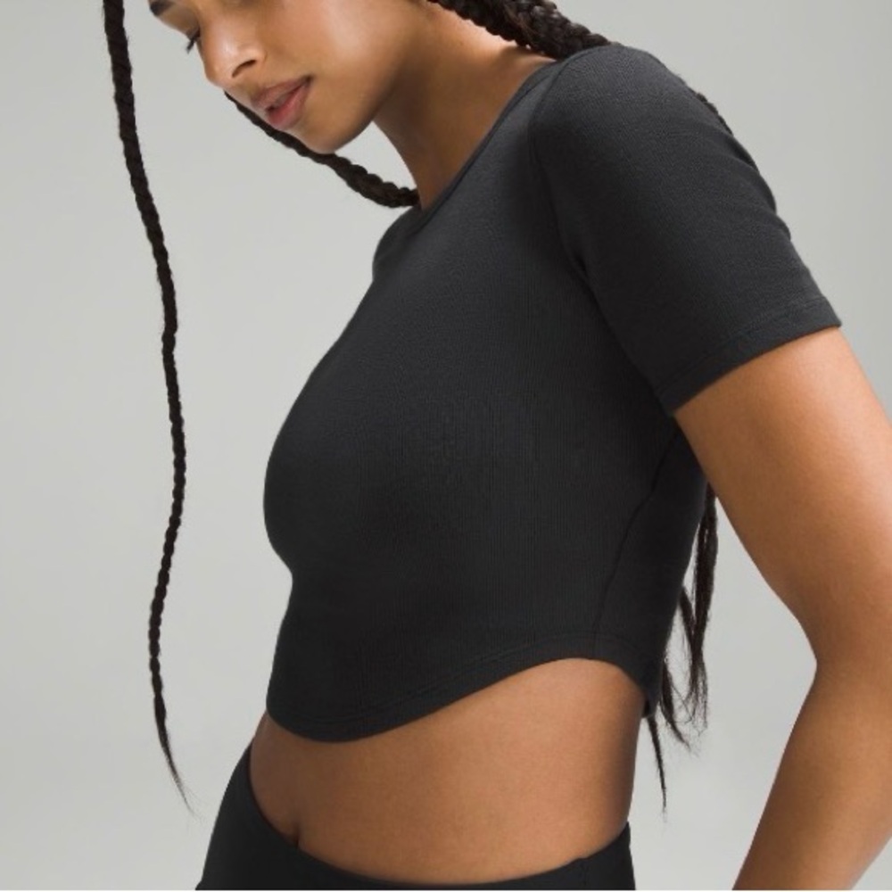 lululemon hold tight cropped t shirt